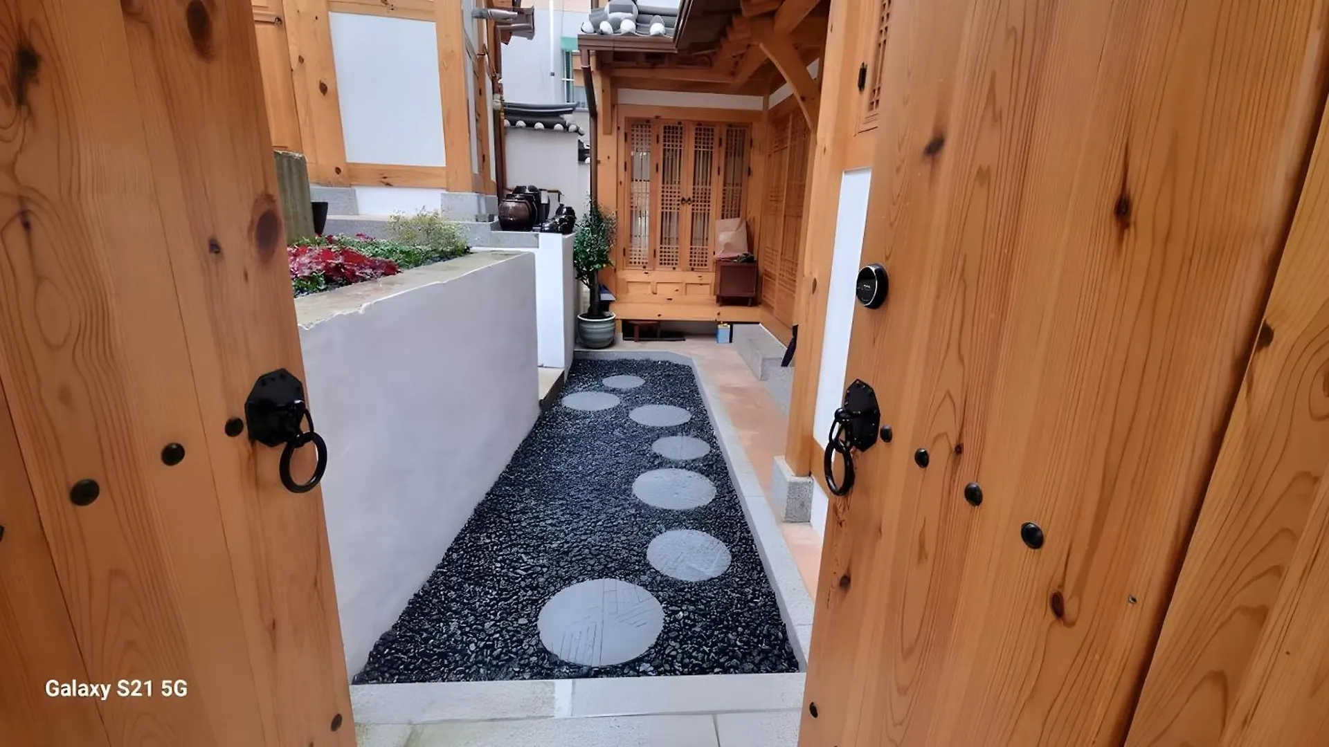 Villa Numaru Two Exclusive Entire Hanoks In Seochon Szöul Dél-Korea