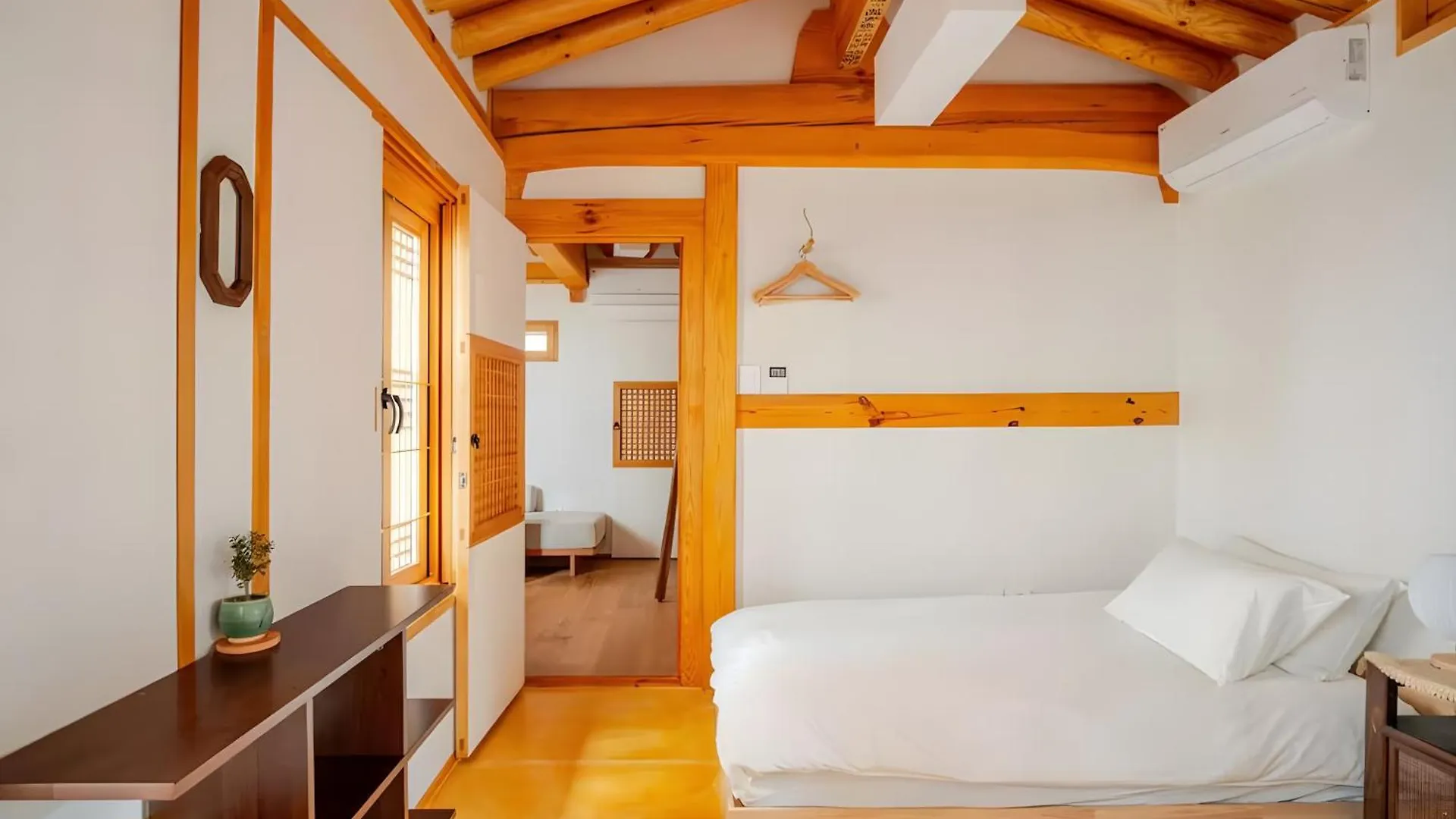 Numaru Two Exclusive Entire Hanoks In Seochon Seoul South Korea