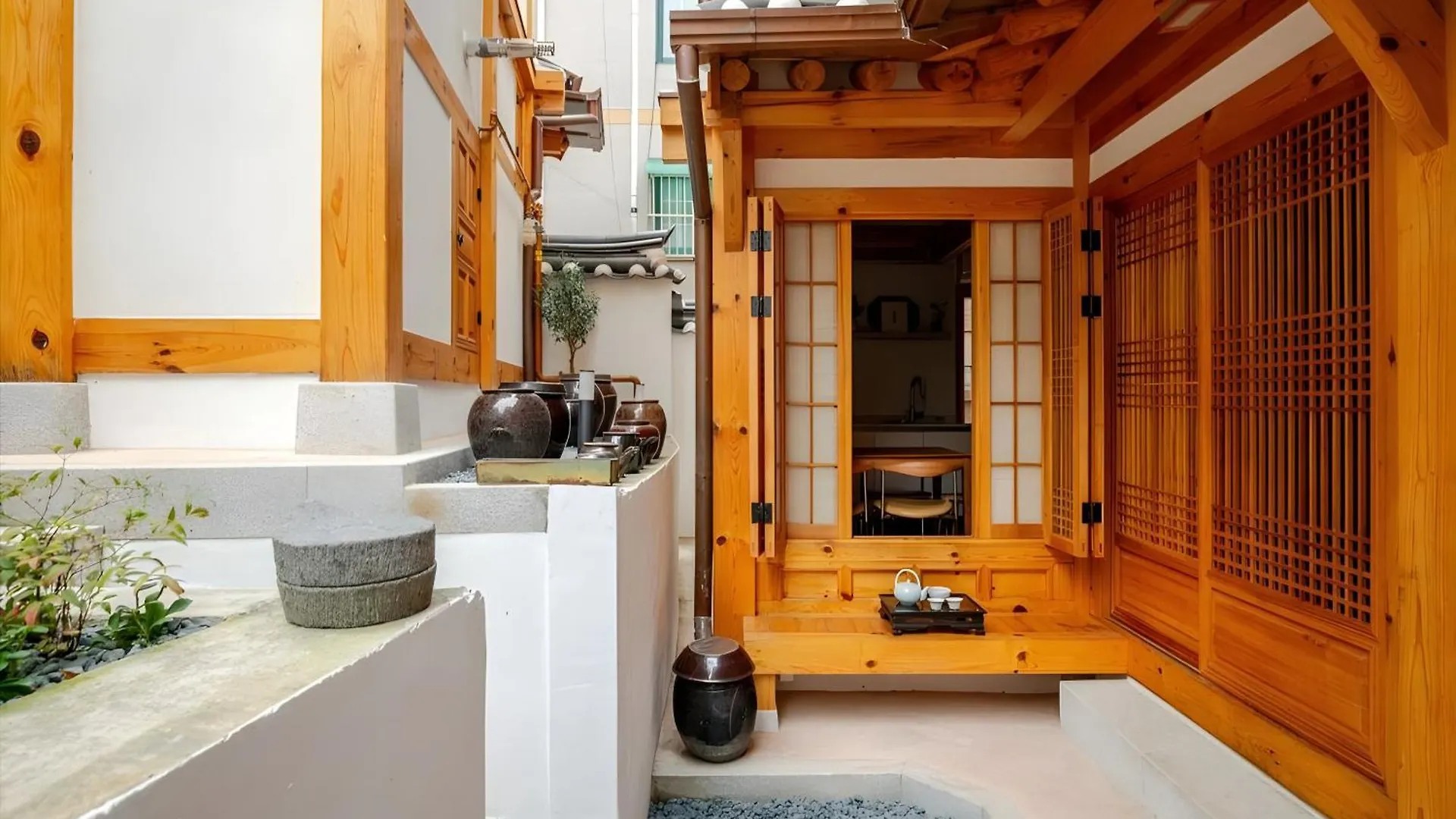Numaru Two Exclusive Entire Hanoks In Seochon Seoul