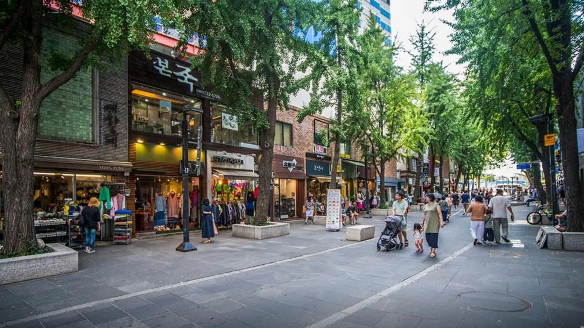 Villa Numaru Two Exclusive Entire Hanoks In Seochon Seoul Sydkorea